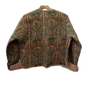 Quilted Cotton Jacket - Lightweight Insulated Everyday Jacket, Relaxed Fit with Pockets Notting Hill Lightweight, Soft Evergreen Botanica image 7