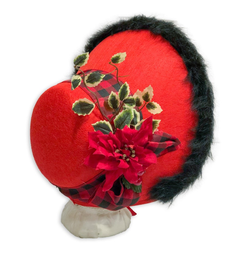 Victorian Style Hats, Bonnets, Caps, Patterns     Black and Red Buffalo Check Victorian Carolers Bonnet with Poinsettia  AT vintagedancer.com