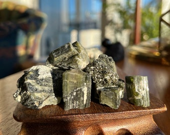 Raw Green Tourmaline Crystals Natural Prosperity Abundance Compassion Joy Divine Love WHO22c5