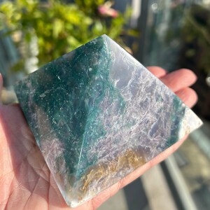 Large Thick Green Moss Agate Carved PyramidCarving Trees Plants Concentration Awareness PD160