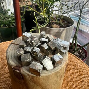 Pyrite Natural Cube Pocket Stone Mineral Protection Stimulating Memory WHO22m78