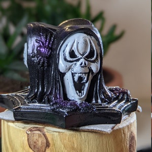 3 WhiteFaces Halloween Scary Ghost Vampire Confused Mask Sphere Holder Base Black Stand Black Purple Spider Web WHO21a9