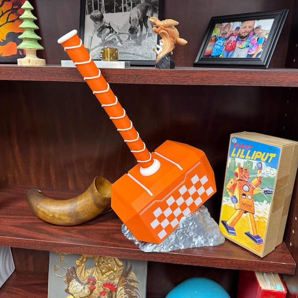 Tennessee Volunteers Team-Inspired Thunder God Hammer