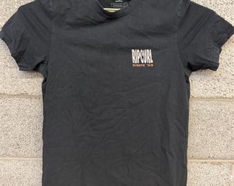 Rip Curl Surf Graphic Tee Medium Black Standard Fit Back Hit