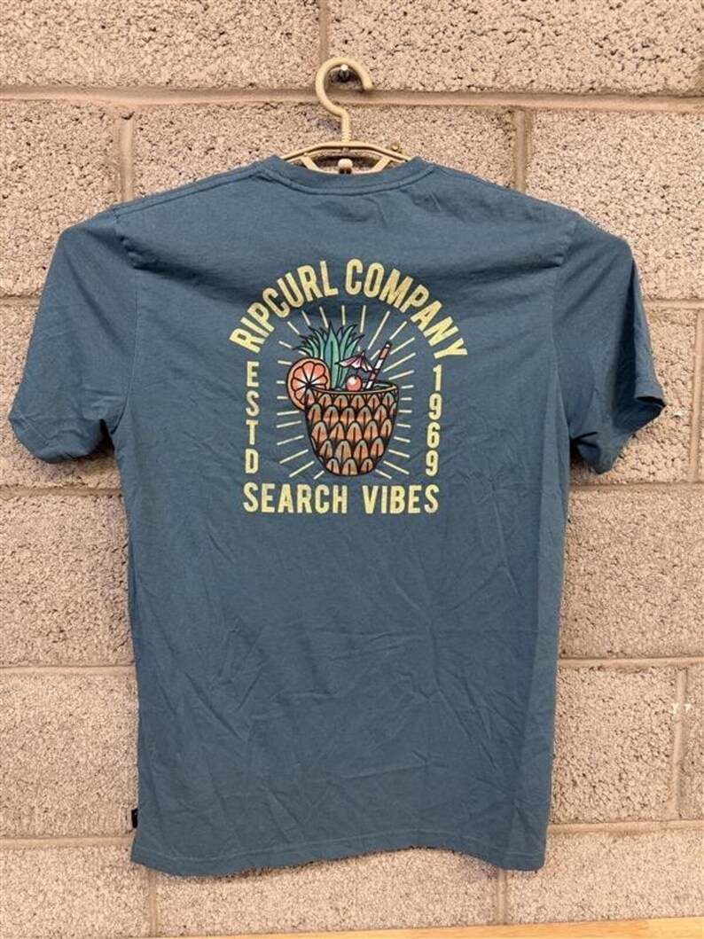 Rip Curl Search Vibes Graphic Medium Blue Surf Shirt 2020s image 2
