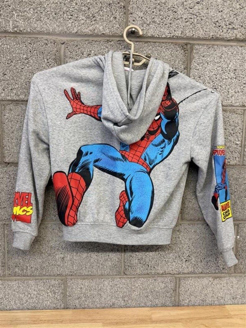 The Amazing Spider-Man Gray Zip-Up Hoodie with Graphic Print image 2