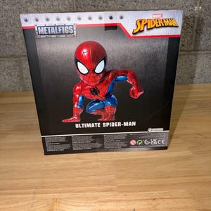 Jada Ultimate Spider-Man Die Cast Figure Marvel Collectible image 3