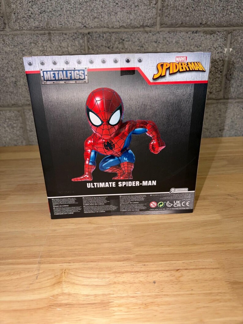 Jada Ultimate Spider-Man Die Cast Figure Marvel Collectible image 3