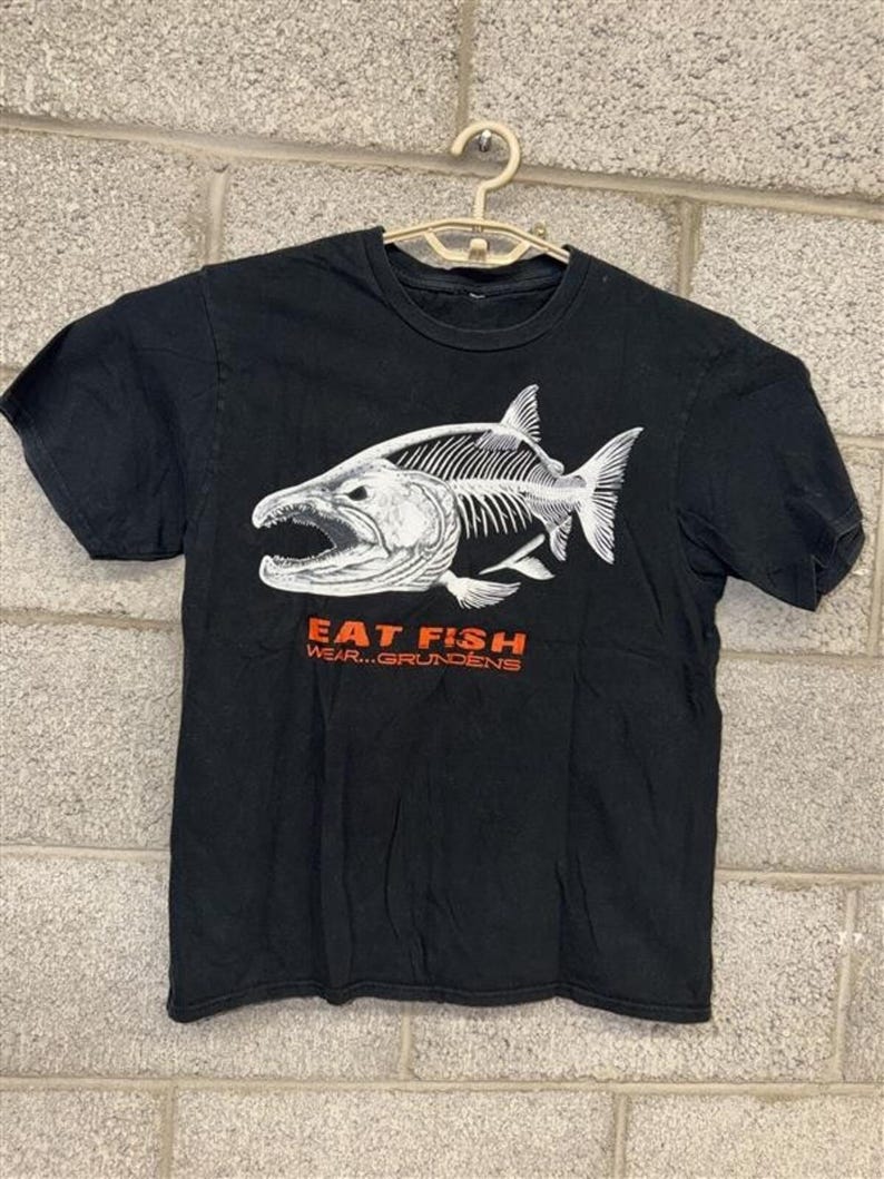 Grunden Eat Fish Tee Oversized M Black Fishing Graphic Shirt Bild 1