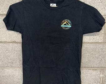 Reef Surf Company T-Shirt M Black Logo Graphic 1984