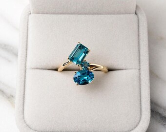10K Yellow Gold Aquamarine Multi-Stone Statement Ring