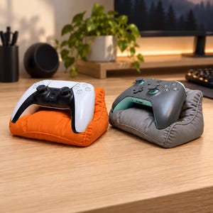 Bean Bag Controller Holder for PS5 or Xbox, 3D Printed Gaming Desk Stand