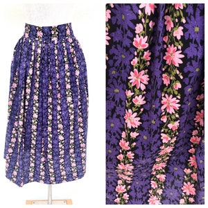 Vintage VTG 1950s 50s Purple Pink Floral Patterned Midi Skirt