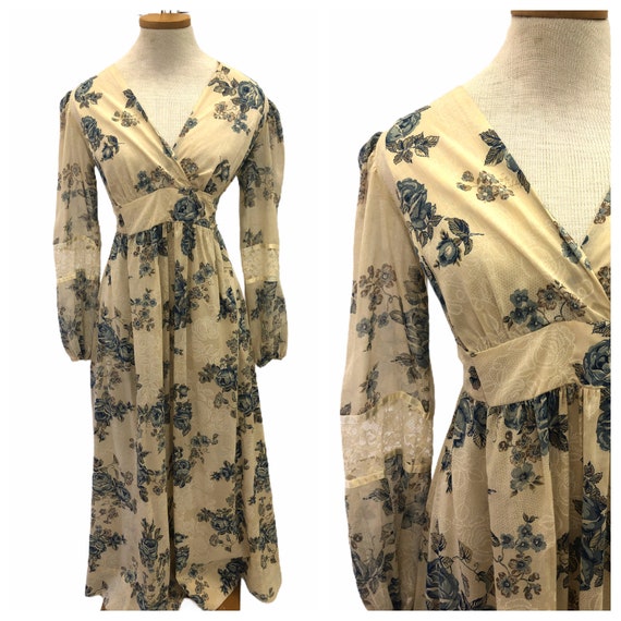 Vintage VTG 1970s 70s Candi Jones Beige Floral Lac