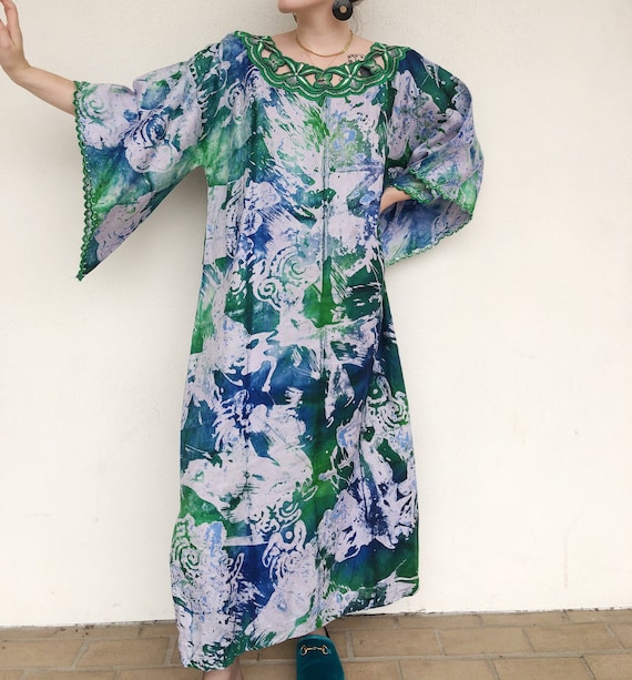 70s blue and green tie dye muumuu maxi dress