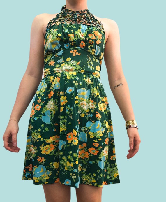 Vintage VTG 1970s 70s Green Floral Netted Halter S