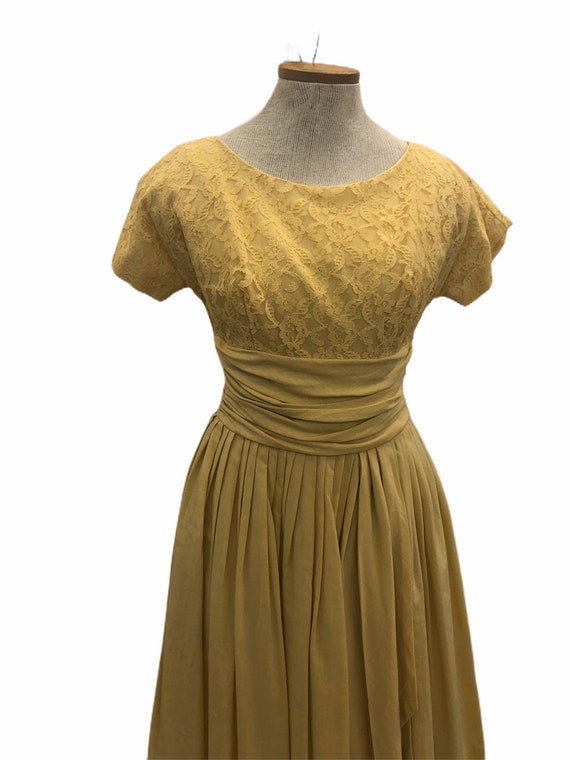 Vintage VTG 1950s 50s Yellow Lace Fit and Flare O… - image 9