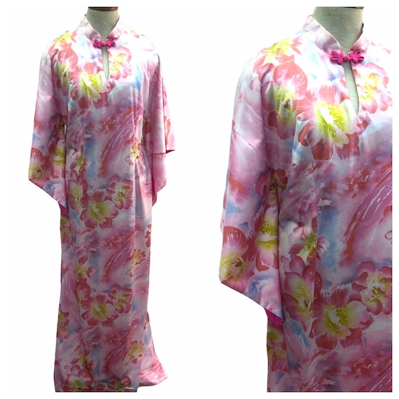 Vintage VTG 1970s 70s Pink Floral Pake Muu Caftan