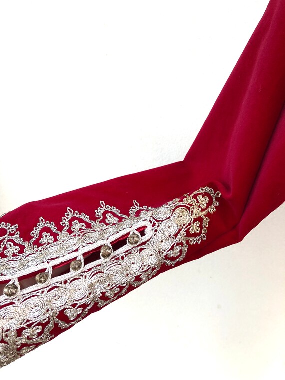 Vintage VTG 1960s 60s Red Velvet Embroidered Long… - image 4