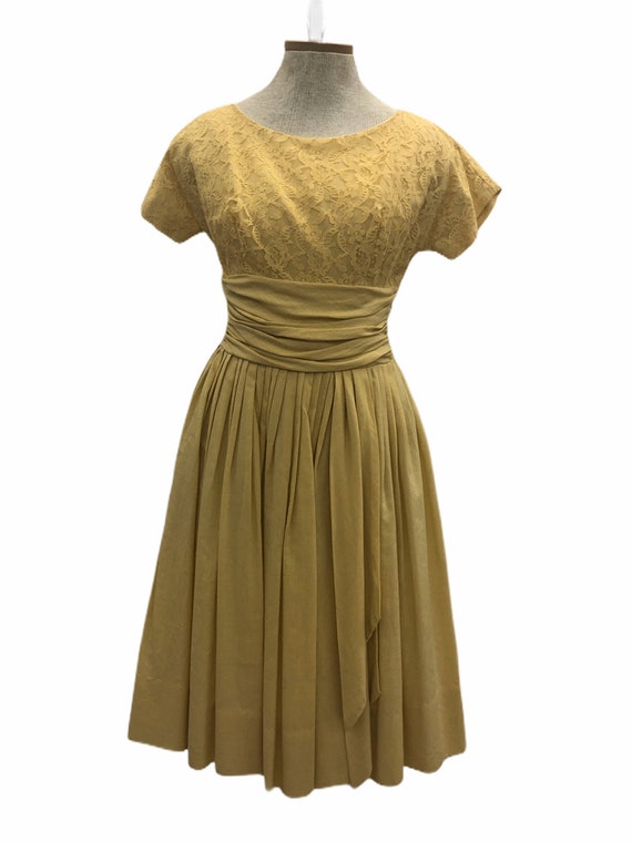 Vintage VTG 1950s 50s Yellow Lace Fit and Flare O… - image 2