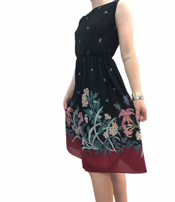 Vintage VTG 1970s 70s Black Floral Pleated Summer… - image 2