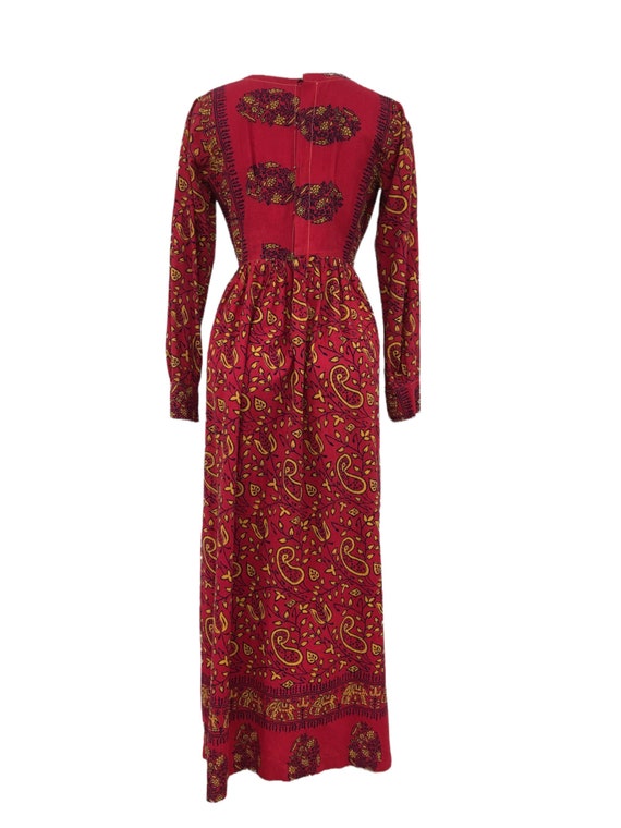 Vtg Vintage 1970s 70s Red Indian Paisley and Elep… - image 5