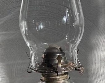 Vintage olielamp: apart verkrijgbaar