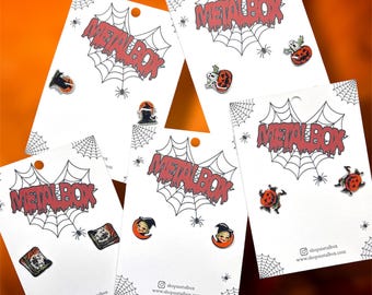 Brincos de pino com ícones vintage de Halloween