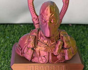 Scultura decorativa a forma di busto di Deadpool