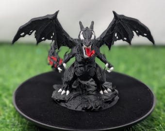 Decorazione da scrivania a forma di Charizard Venom stampata in 3D (11,4 cm di altezza x 20,3 cm di larghezza)