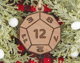Décoration de Noël en bois D12, décoration avec découpe 12 faces, D&D, décoration donjons et dragons, décoration pour joueur de rôle, décoration RPG personnalisée