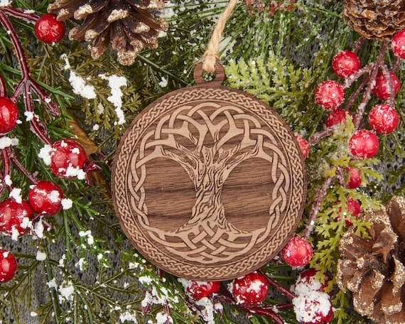 D20 Celtic Tree of Life Ornament - Raw Wood D20 Celtic Tree of Life Ornament - Raw Wood
