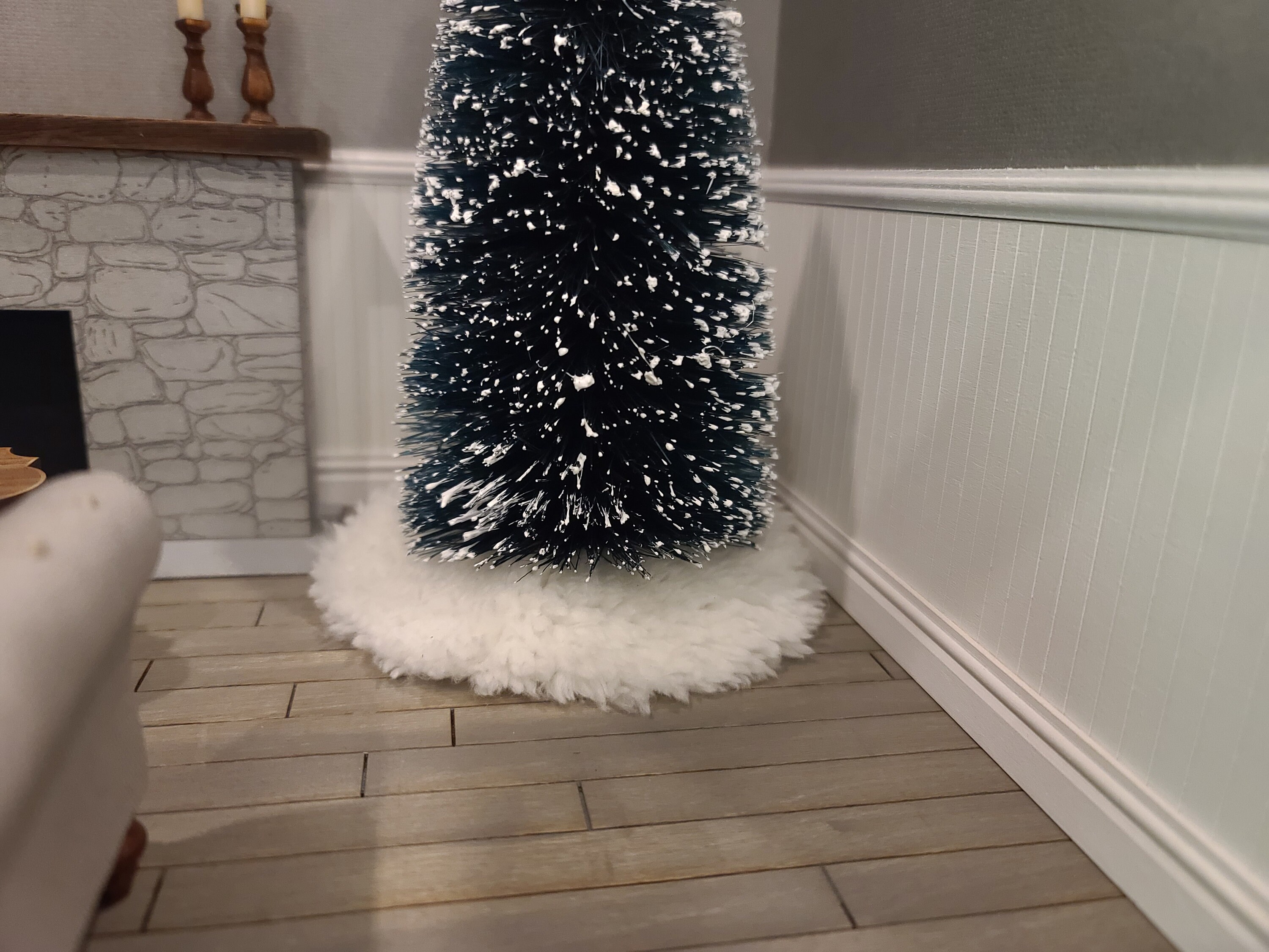 Fluffy Christmas Tree Skirt 