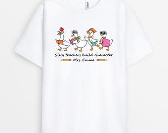 Camiseta personalizada "Los profesores tontos desarrollan el carácter", regalo divertido para profesores de parte de sus alumnos, camiseta personalizada para el aula, regalo de agradecimiento para profesores.