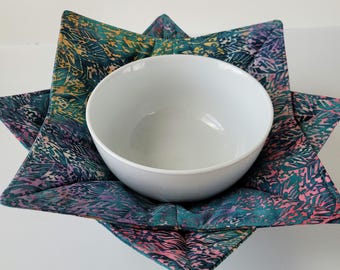 Microwavable Bowl Cozy, Quilted Cotton Hot Pad, Reversible Soup Bowl Holder