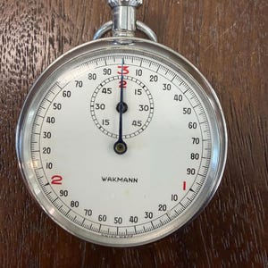 1950s Wakmann Mechanical Stopwatch: White Dial Sports Timer - Pristine Condition and Working Perfectly