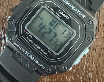 Casio W218H-1AV Herren Digitaluhr Schwarz Resin Sportuhr 50 M Wasserdicht Stoppuhr LED-Hintergrundbeleuchtung 7 Jahresbatterie Klassisch Digital