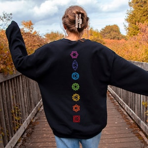 Women's Chakra Sweatshirt - Comfortwash - Yoga