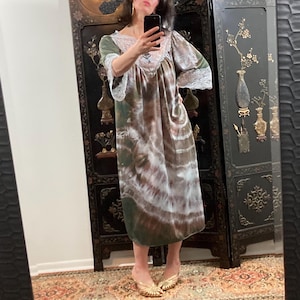 Vintage House Dress, Tie Dye Loungwear Dress, Nightgown, Vintage Lingerie, Size Medium
