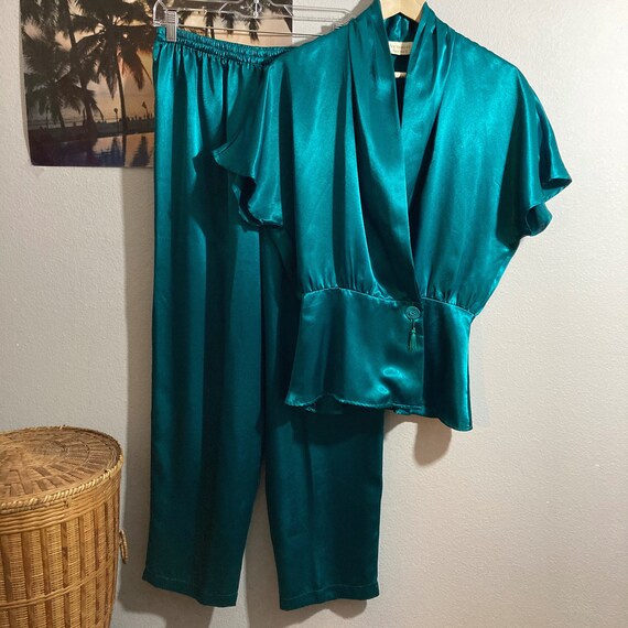 Vintage Victoria’s Secret Gold Label silky Pajamas