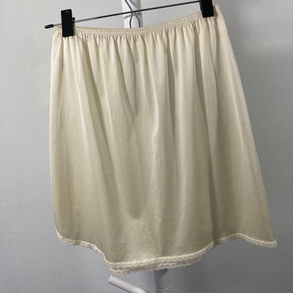 Retro Lace Trim Mini Slip Skirt, Vintage Vanity F… - image 2