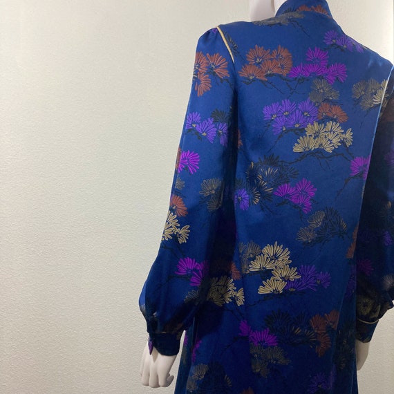 Vintage Christian Dior Silky Cheongsam Robe, Dres… - image 5
