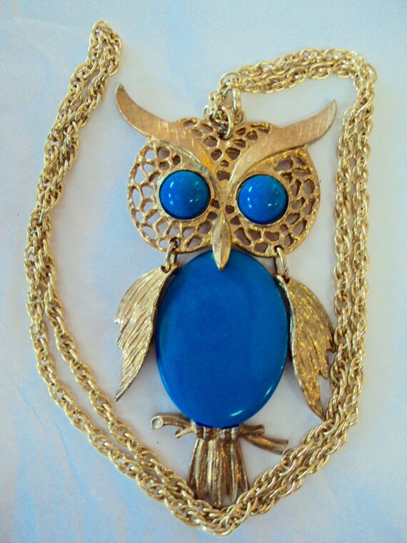 Owl Vintage Necklace 1970s Blue and Gold - image 4