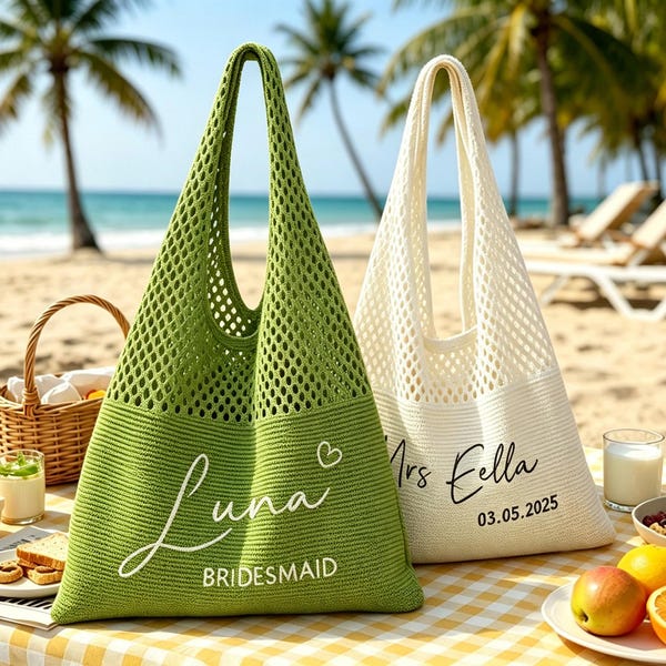 Borsa da spiaggia in maglia personalizzata e ricamata, regalo per damigella d'onore, borsa all'uncinetto per donna, regalo per lei, borsa da viaggio, regalo per addio al nubilato