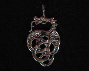 12 mm Tall Chinois Zodiaque Pendentif Charme pour l/'année du bœuf .925 Argent sterling