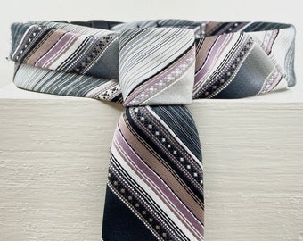 Vintage ties, Dog collar, tie collar, bowtie for dogs, ties for dogs, vintage tie collar