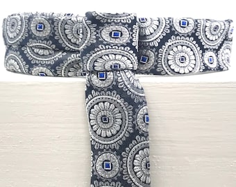 Vintage ties, Dog collar, tie collar, bowtie for dogs, ties for dogs, vintage tie collar