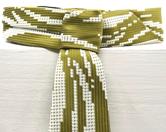 Vintage ties, Dog collar, tie collar, bowtie for dogs, ties for dogs, vintage tie collar
