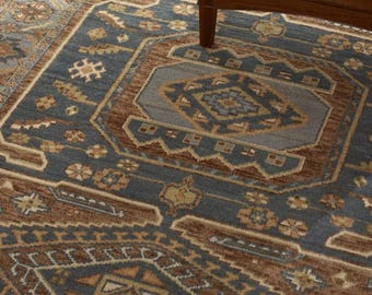 Alfombra de lana anudada a mano, azul y marrón, con medallón tribal y estampado geométrico. Alfombra artesanal tradicional estilo boho para sala de estar o dormitorio.
