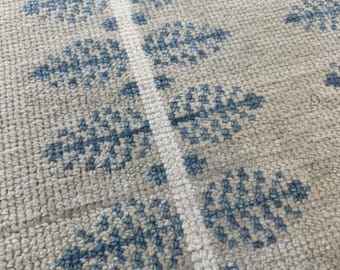 Tapis en laine noué à la main, bleu floral en treillis, tapis neutre géométrique fait main pour salon et chambre à coucher
